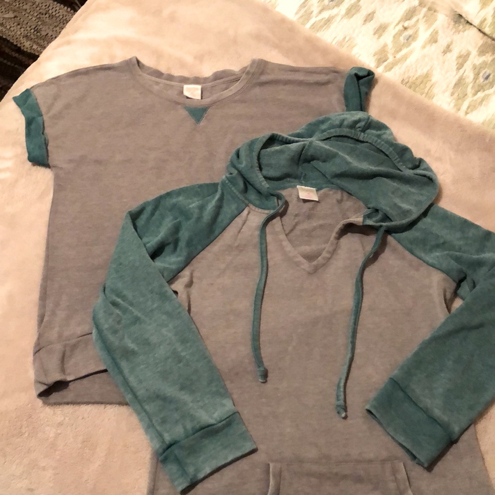 Jasmine and Ginger tops set